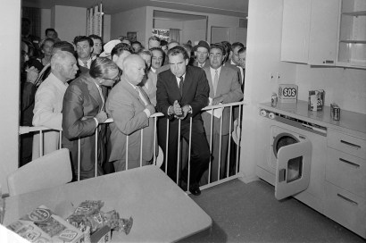 Nixon kitchen debate